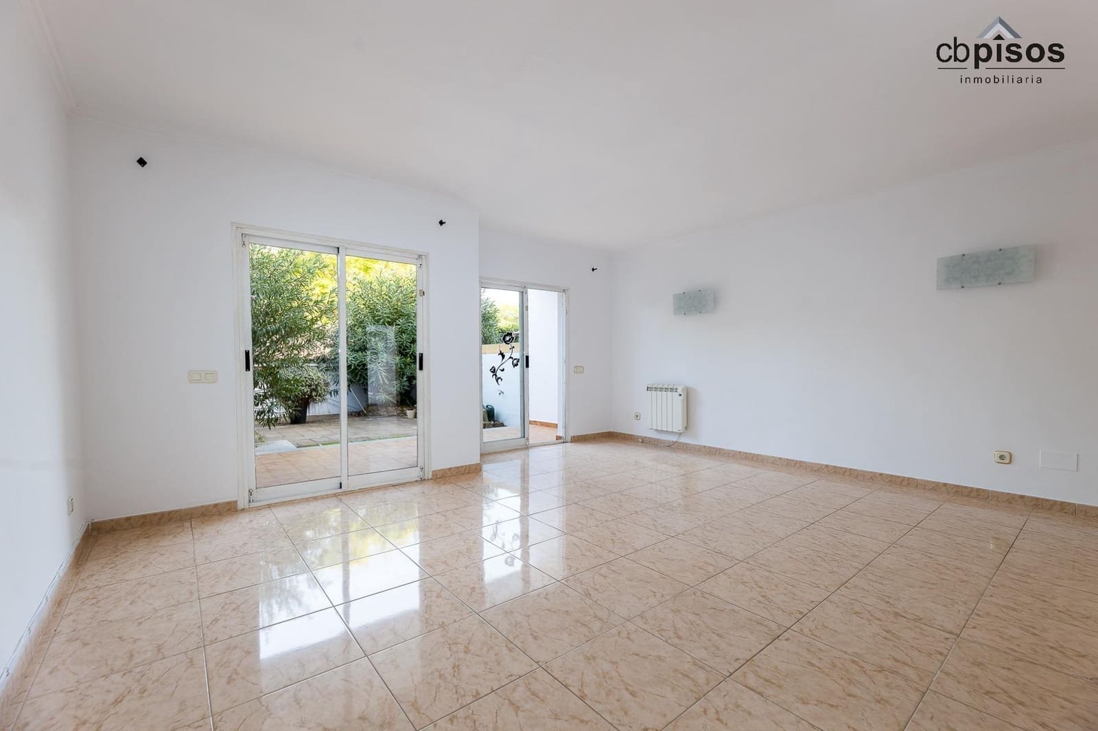3 sypialnia Dom blizniak na sprzedaż w Palma de Mallorca z garażem - 585 000 € (Ref: 8652659)