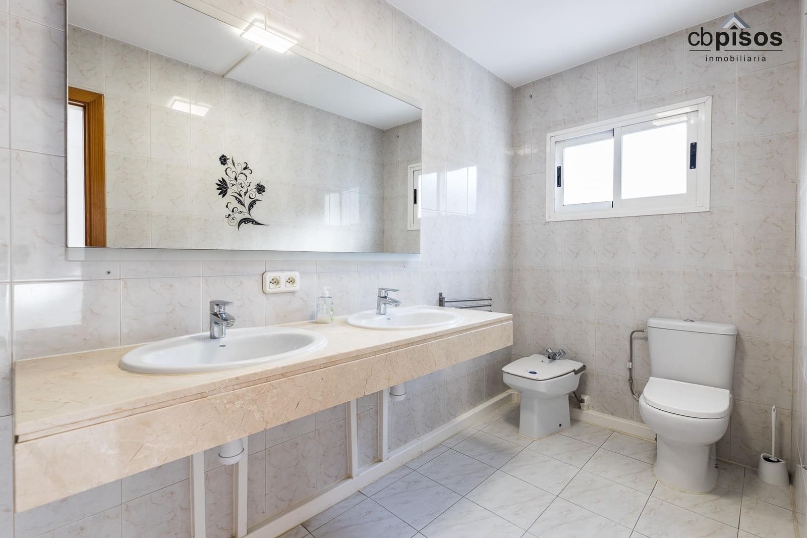 3 sypialnia Dom blizniak na sprzedaż w Palma de Mallorca z garażem - 585 000 € (Ref: 8652659)