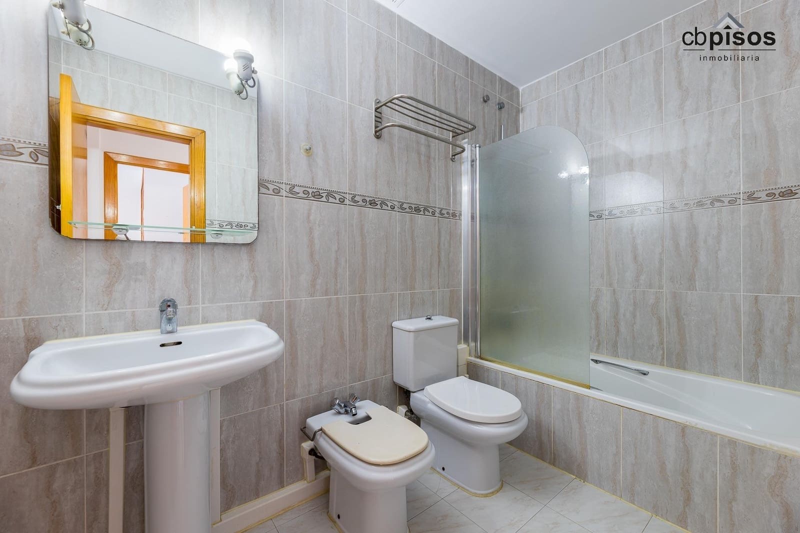 3 sypialnia Dom blizniak na sprzedaż w Palma de Mallorca z garażem - 585 000 € (Ref: 8652659)