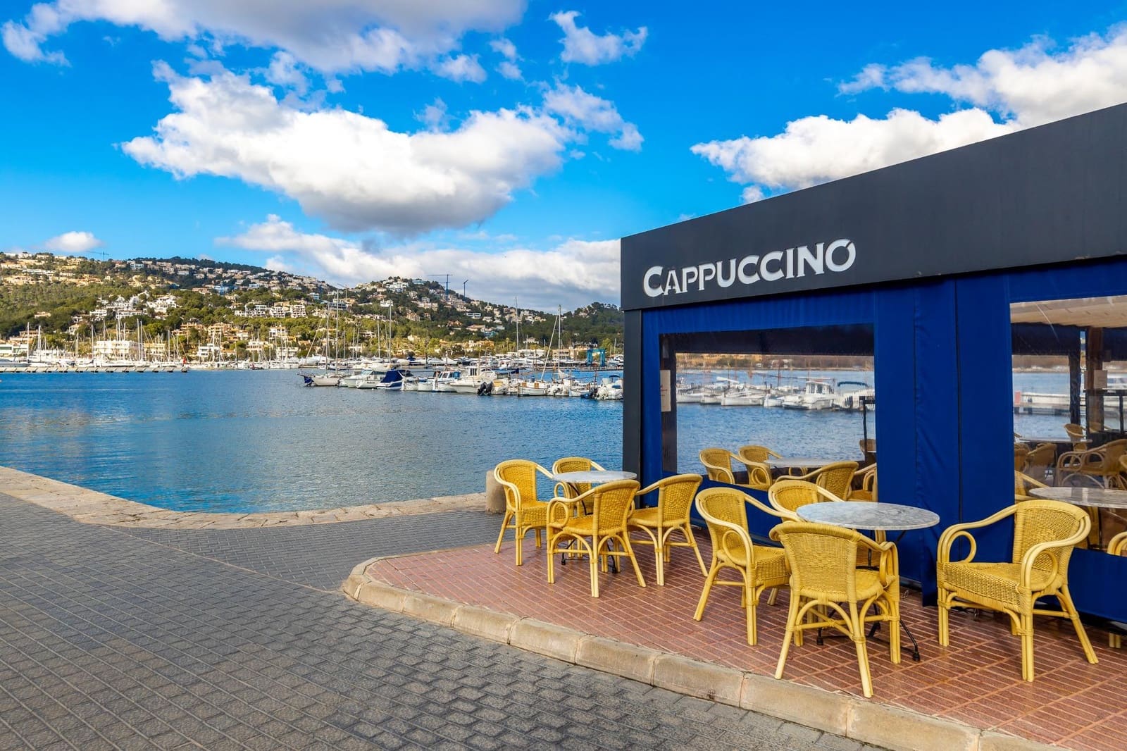 Erhverv til salg i Puerto de Andratx med garage - € 599.000 (Ref: 8834402)