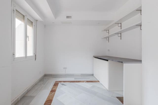 Erhverv til salg i Puerto de Andratx, Andratx med garage - € 599.000 (Ref: 8834402)