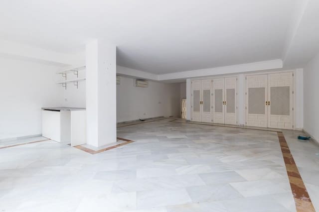 Erhverv til salg i Puerto de Andratx, Andratx med garage - € 599.000 (Ref: 8834402)