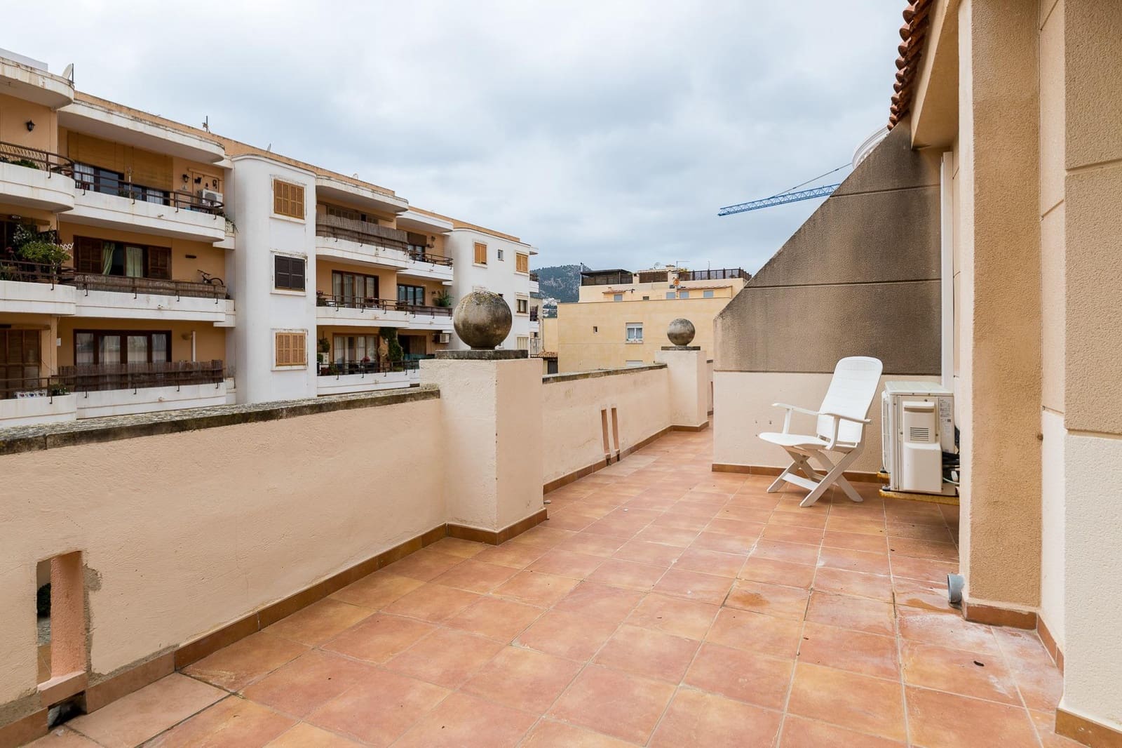 Erhverv til salg i Puerto de Andratx med garage - € 599.000 (Ref: 8834402)