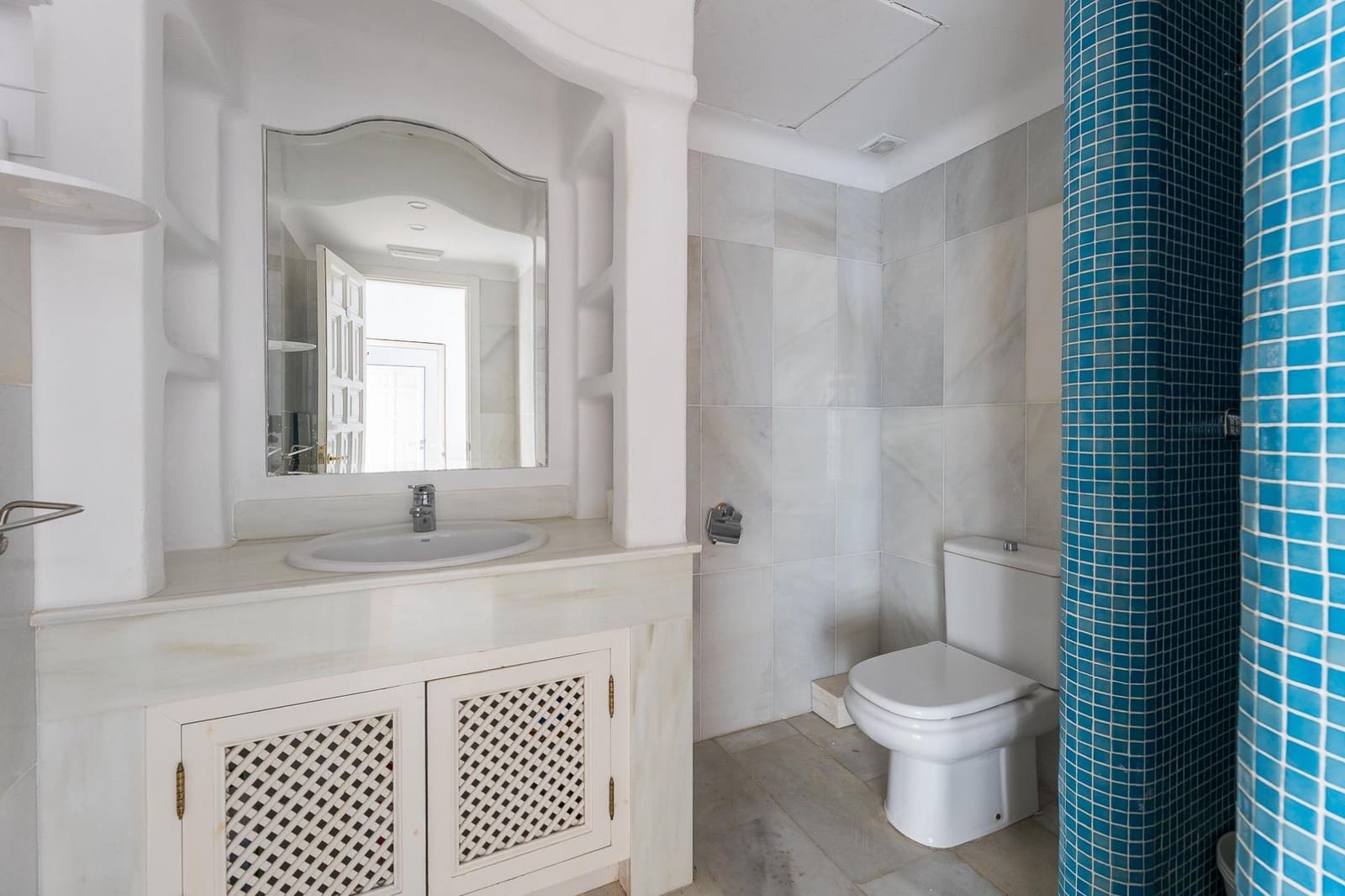 Erhverv til salg i Puerto de Andratx med garage - € 599.000 (Ref: 8834402)