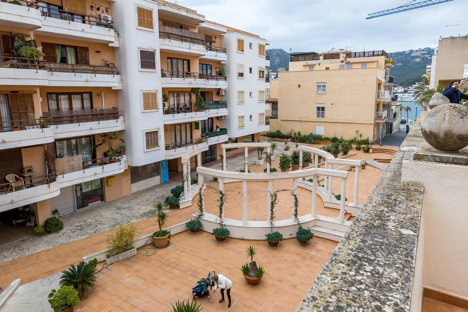 Erhverv til salg i Puerto de Andratx med garage - € 599.000 (Ref: 8834402)