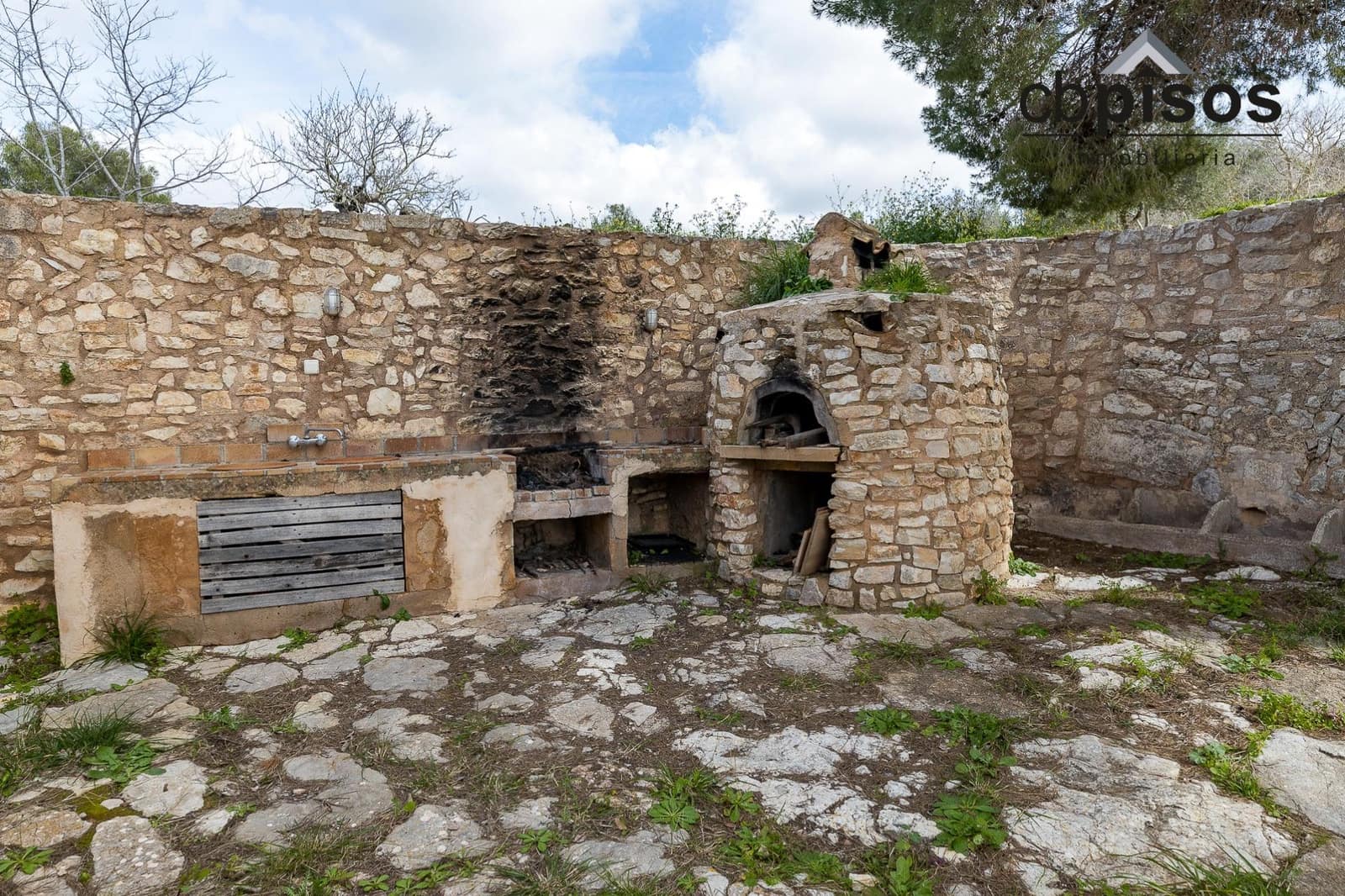 3 bedroom Finca/Country House for sale in Felanitx with garage - € 2,760,000 (Ref: 8857405)