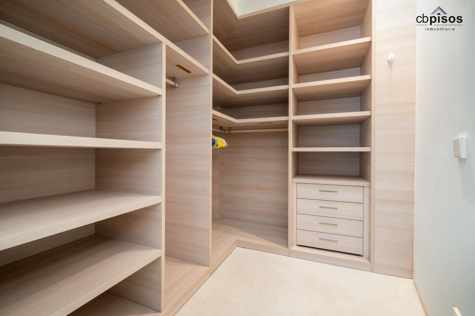 3 soveværelse Lejlighed til salg i Cala Mayor med swimmingpool garage - € 670.000 (Ref: 9330807)