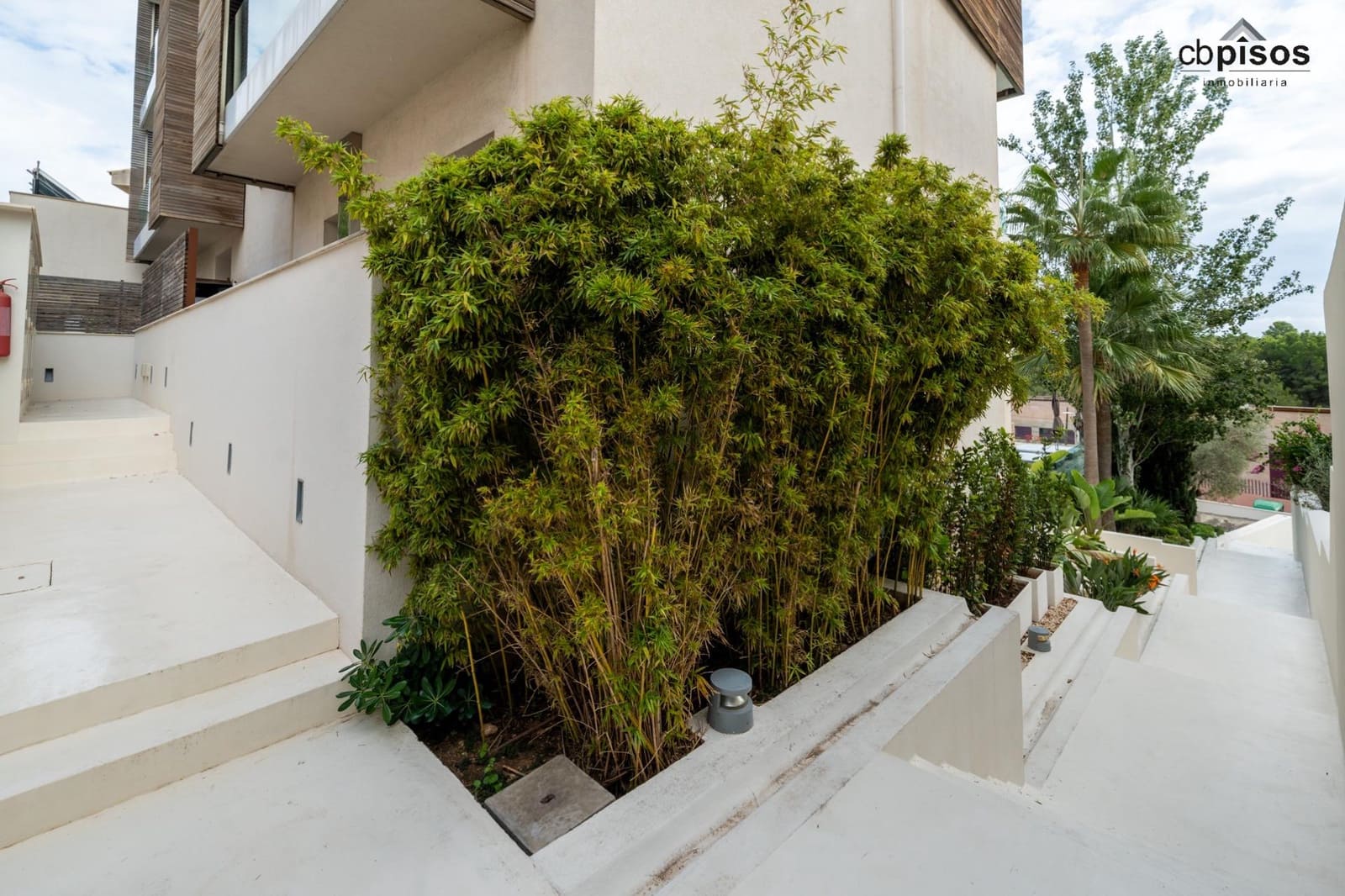 3 soveværelse Lejlighed til salg i Cala Mayor med swimmingpool garage - € 670.000 (Ref: 9330807)