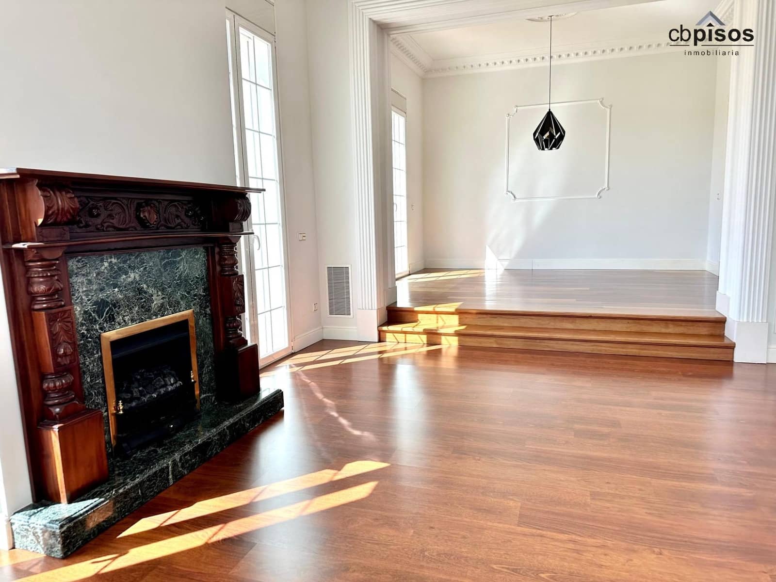 5 soveværelse Villa til leje i Bendinat med swimmingpool garage - € 8.500 (Ref: 9359408)