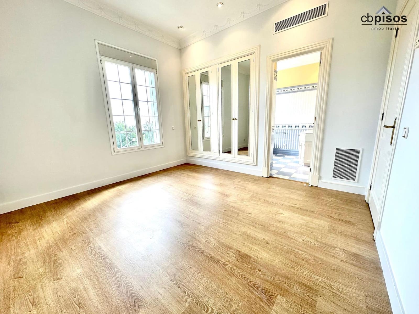 5 soveværelse Villa til leje i Bendinat med swimmingpool garage - € 8.500 (Ref: 9359408)