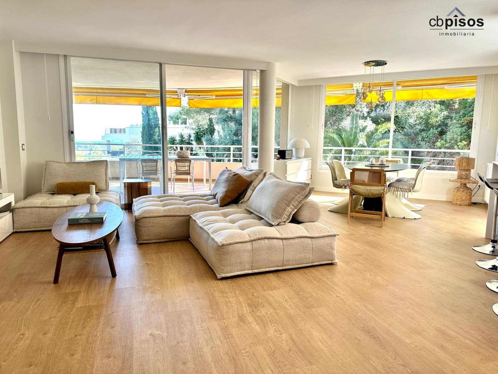 3 sovrum Lägenhet att hyra i Bendinat med pool - 3 900 € (Ref: 9362481)