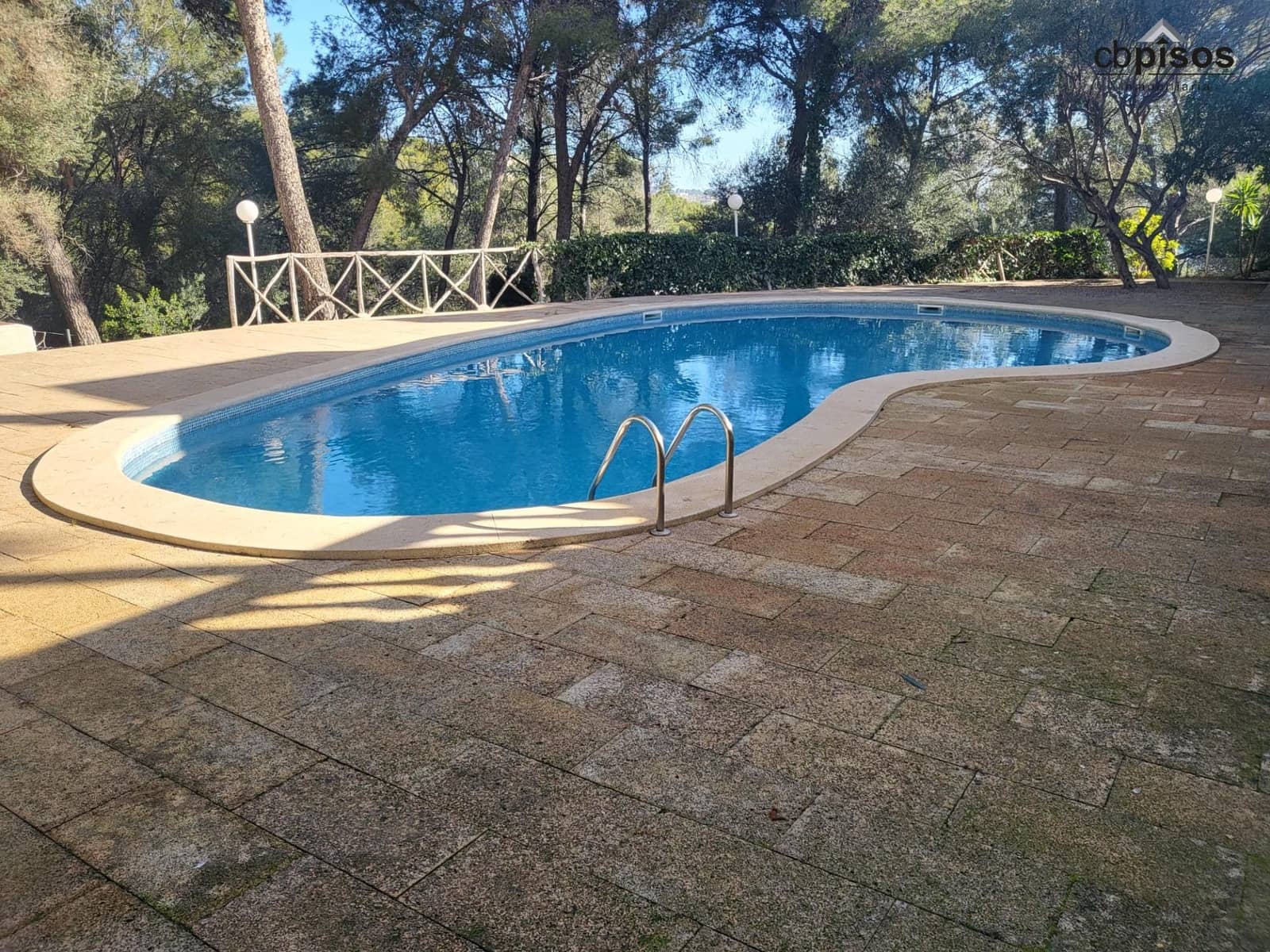 3 sovrum Lägenhet att hyra i Bendinat med pool - 3 900 € (Ref: 9362481)