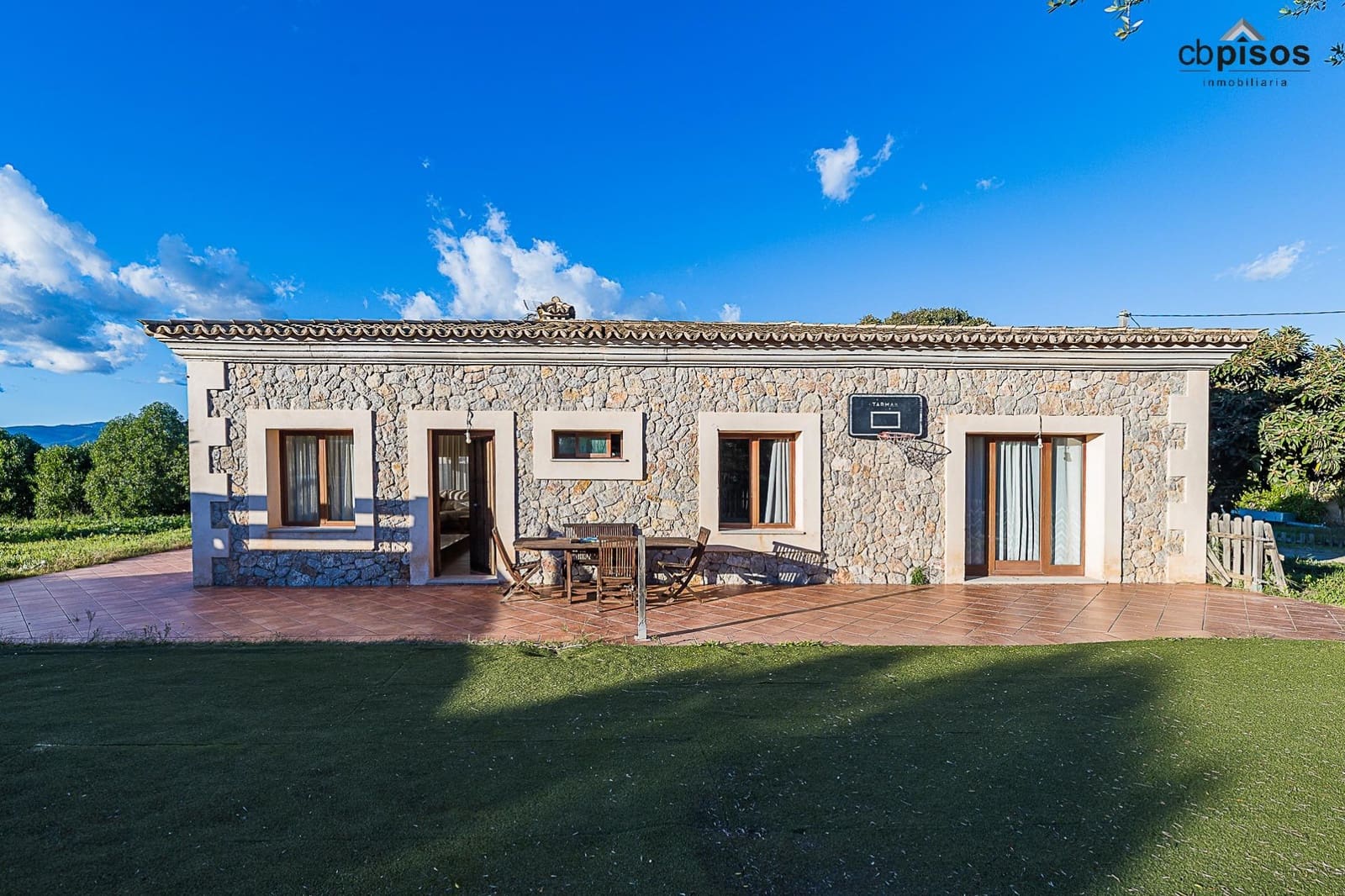 3 bedroom Finca/Country House for sale in Santa Eugenia with pool garage - € 850,000 (Ref: 9427392)