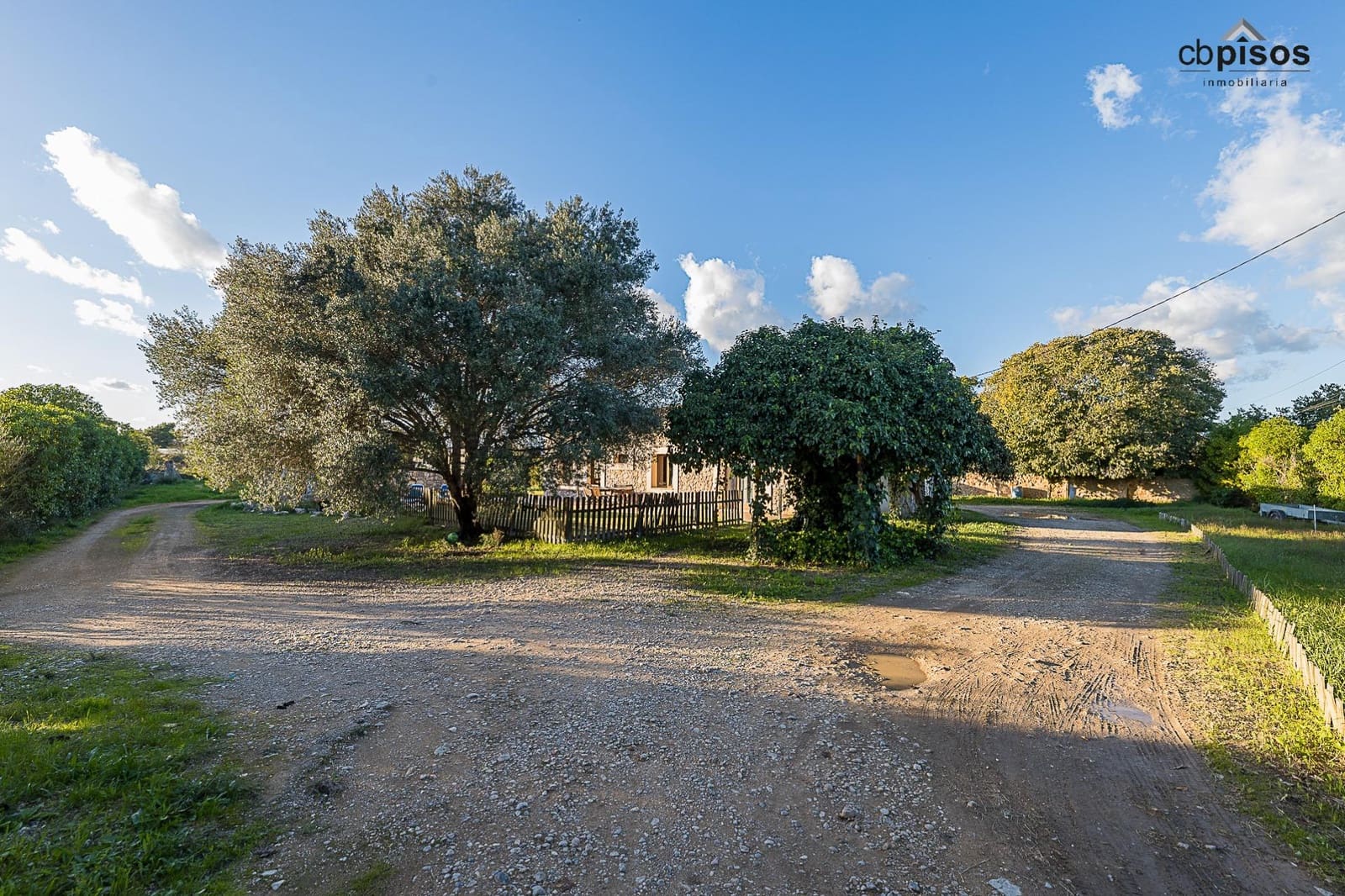 3 bedroom Finca/Country House for sale in Santa Eugenia with pool garage - € 850,000 (Ref: 9427392)