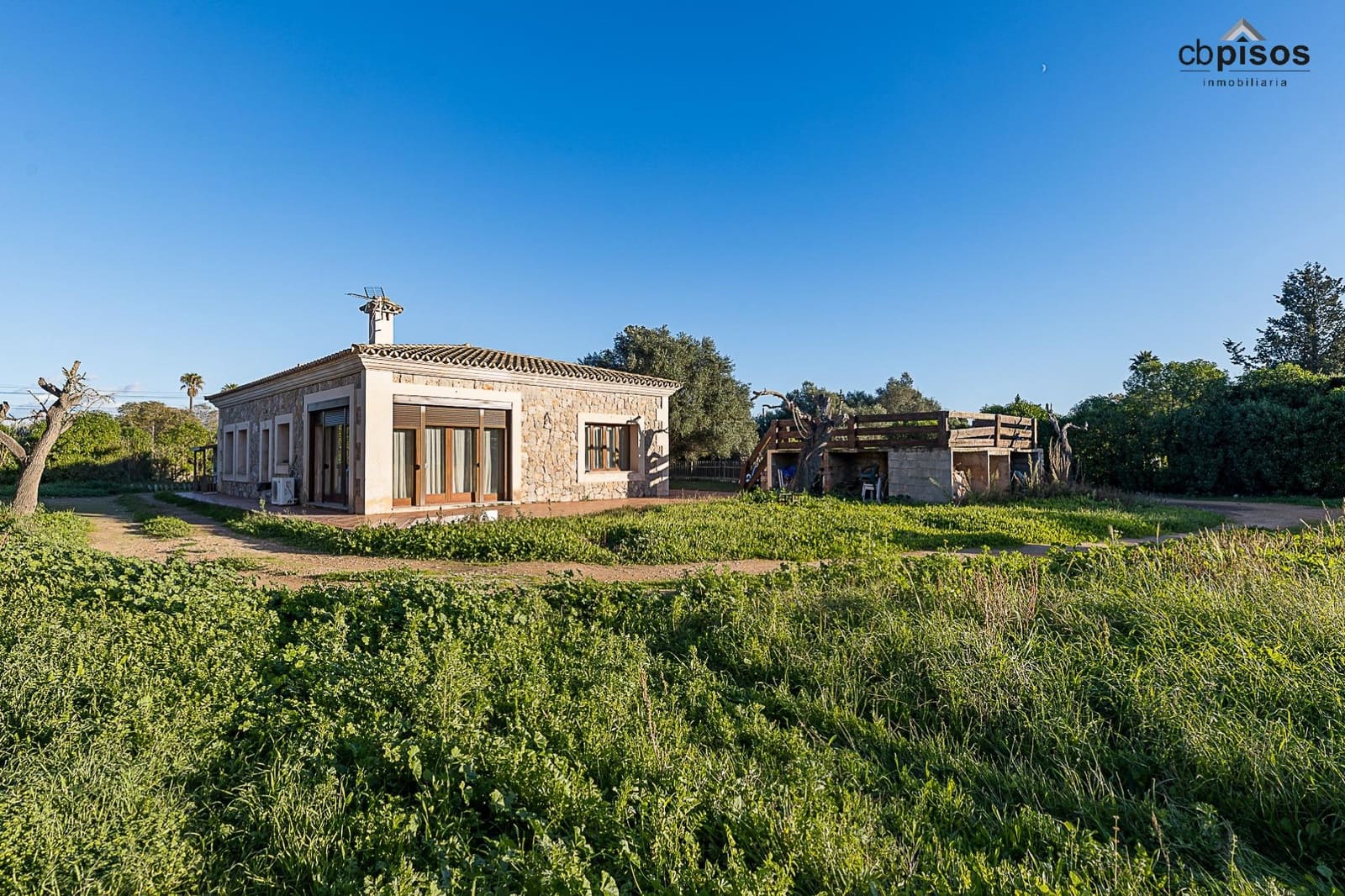 3 bedroom Finca/Country House for sale in Santa Eugenia with pool garage - € 850,000 (Ref: 9427392)