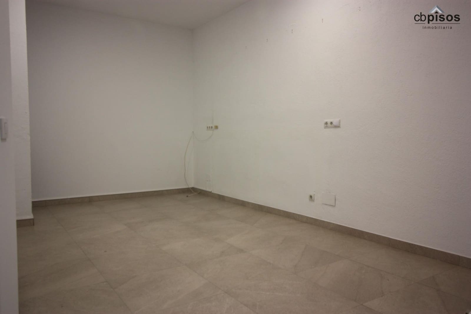 Comercial para venda em Palma de Mallorca - 210 000 € (Ref: 9466065)