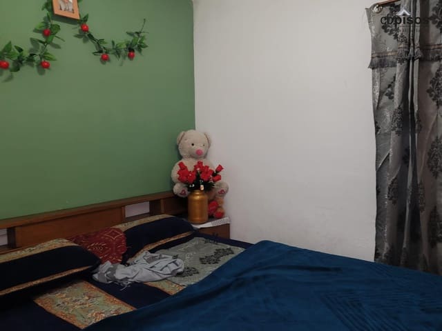 2 bedroom Apartment for sale in Palma de Mallorca - € 165,000 (Ref: 9591459)