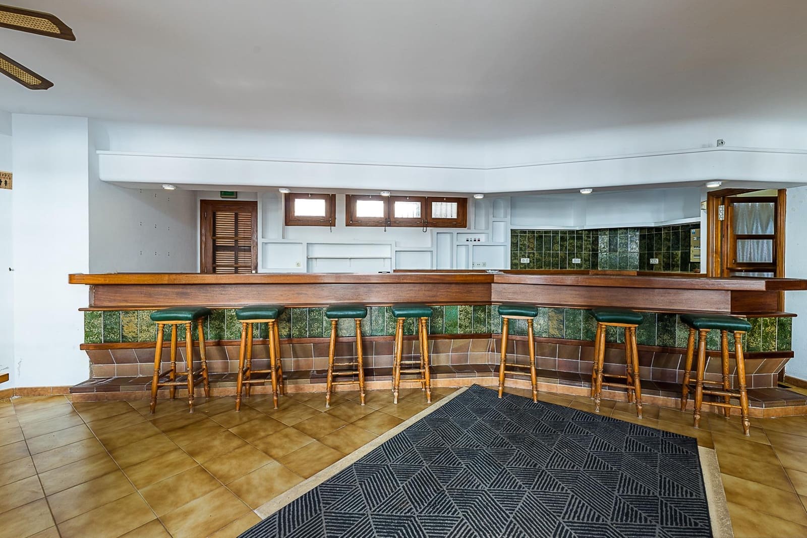 Comercial para venda em Cala Figuera - 570 000 € (Ref: 9656224)