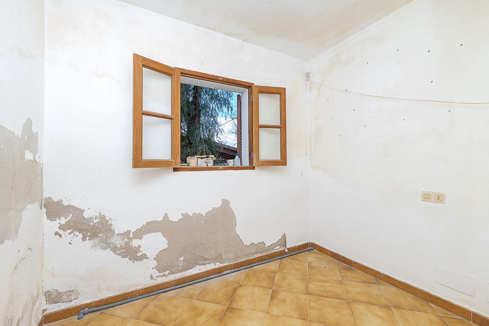 Comercial para venda em Cala Figuera - 570 000 € (Ref: 9656224)