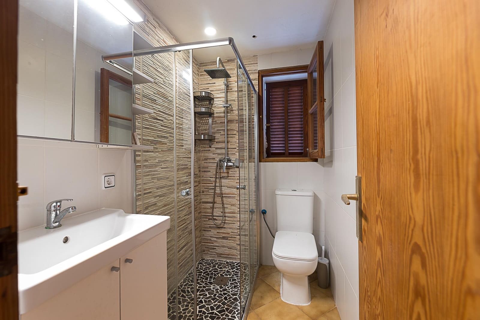 Comercial para venda em Cala Figuera - 570 000 € (Ref: 9656224)