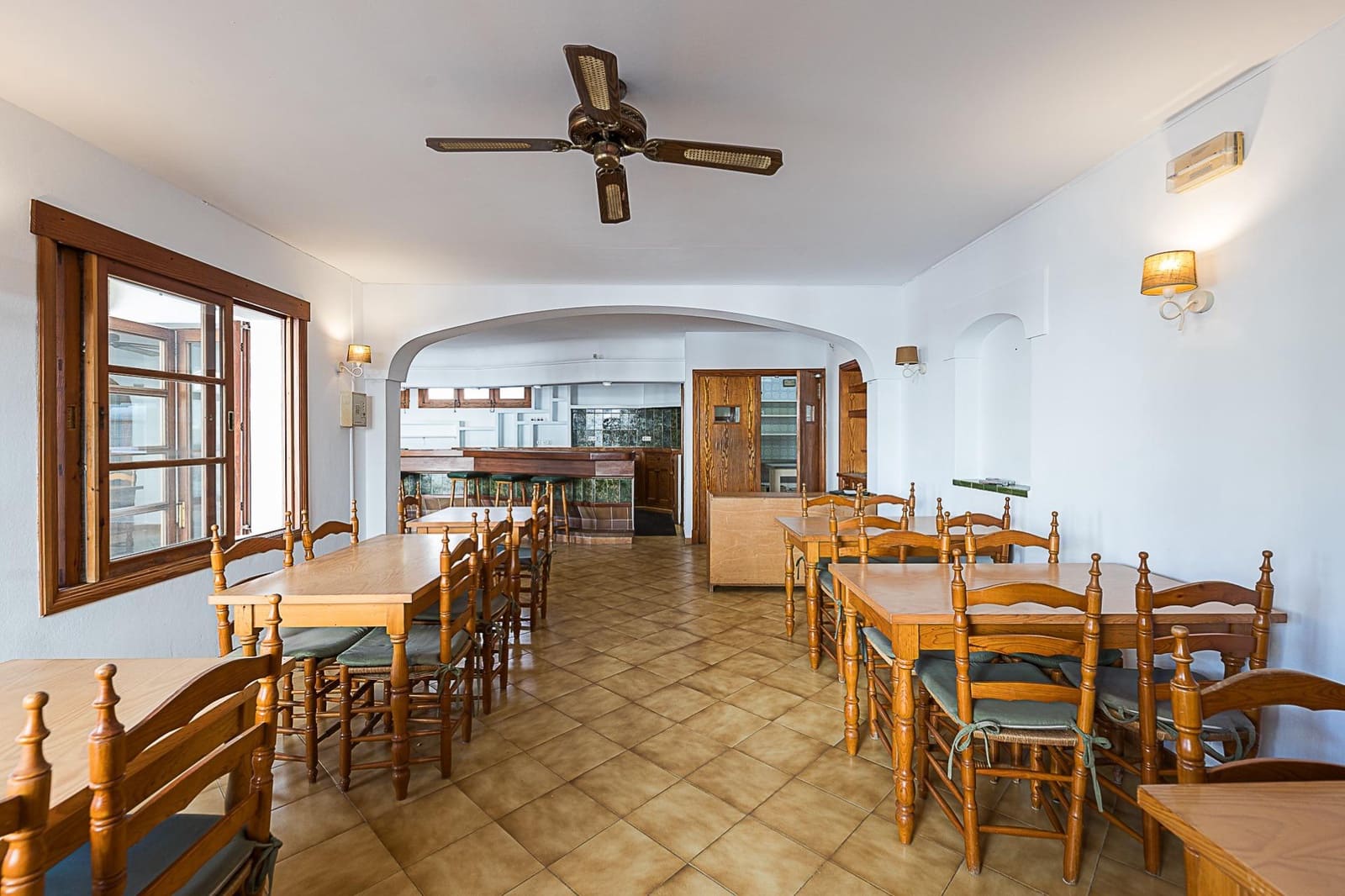 Comercial para venda em Cala Figuera - 570 000 € (Ref: 9656224)