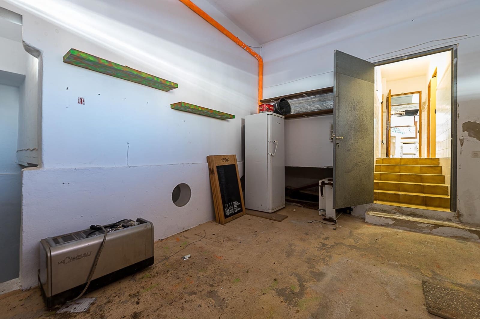 Comercial para venda em Cala Figuera - 570 000 € (Ref: 9656224)