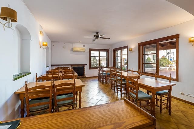 Comercial para venda em Cala Figuera, Santanyí - 570 000 € (Ref: 9656224)