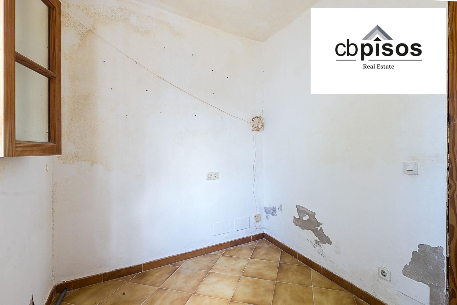 Commercial for sale in Cala Figuera - € 570,000 (Ref: 9656224)