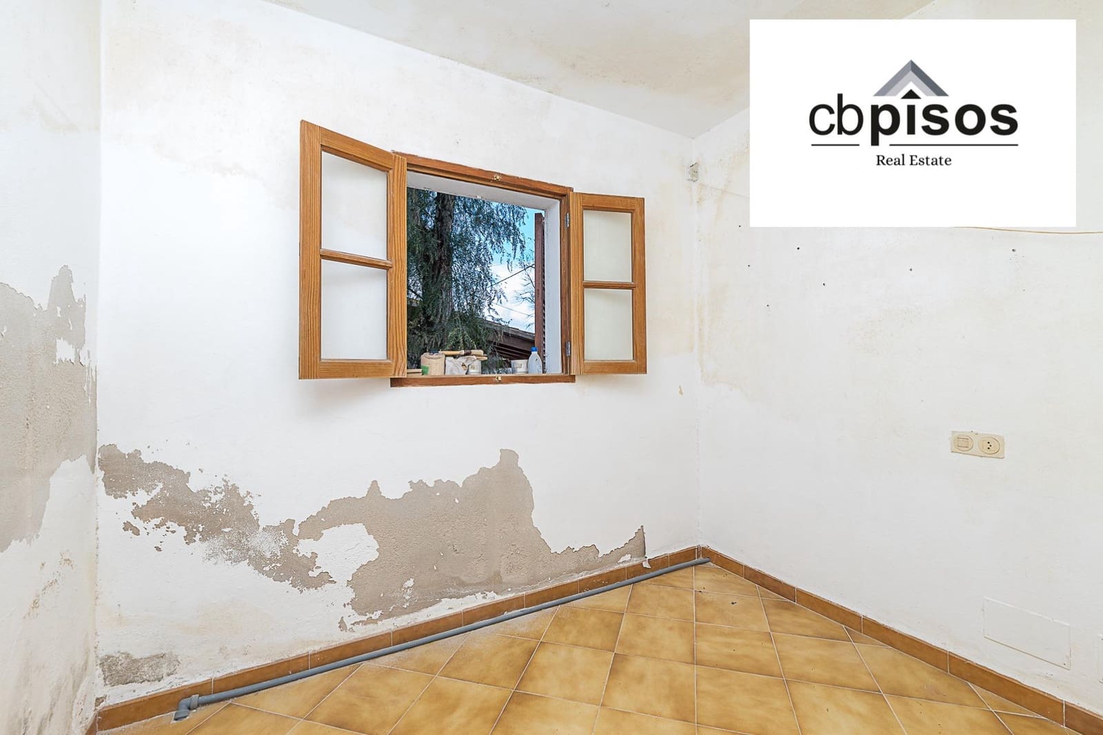 Commercial for sale in Cala Figuera - € 570,000 (Ref: 9656224)