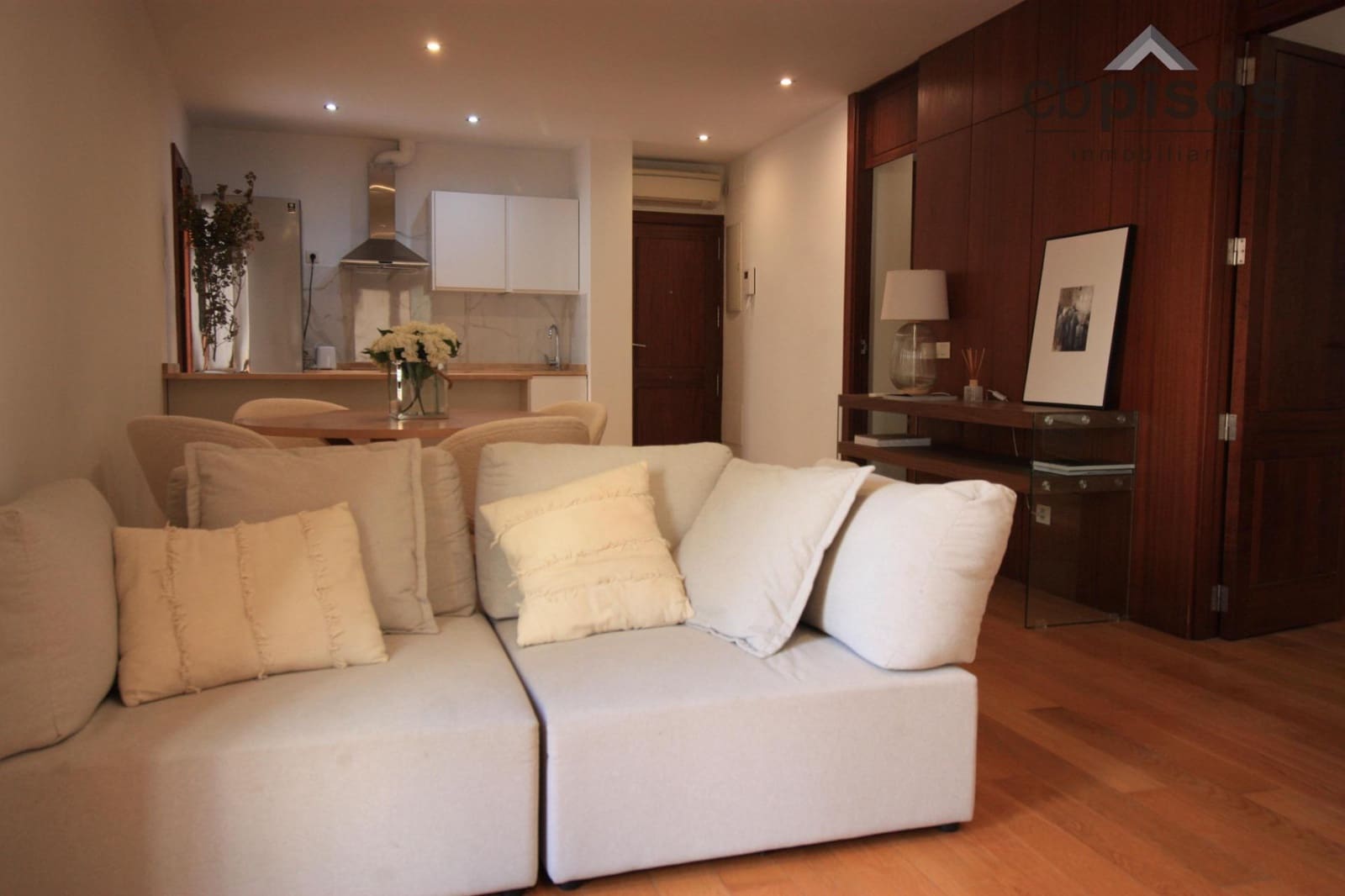 2 bedroom Flat for rent in Palma de Mallorca - € 1,500 (Ref: 9670853)