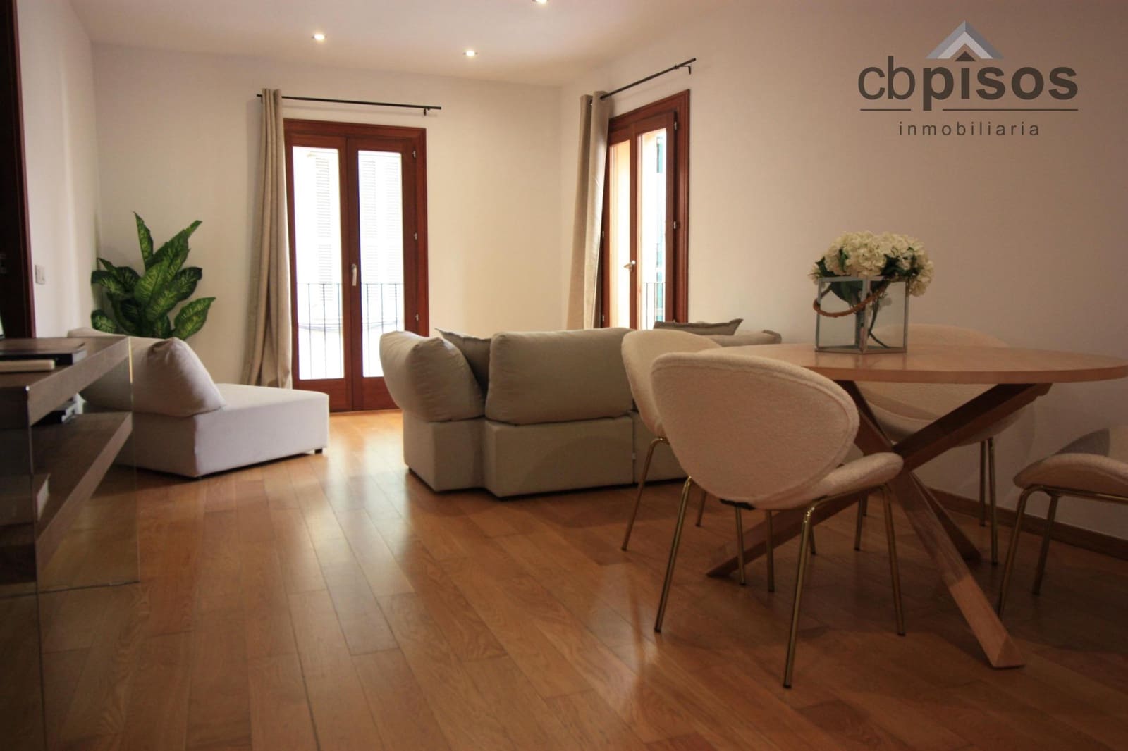 2 bedroom Flat for rent in Palma de Mallorca - € 1,500 (Ref: 9670853)