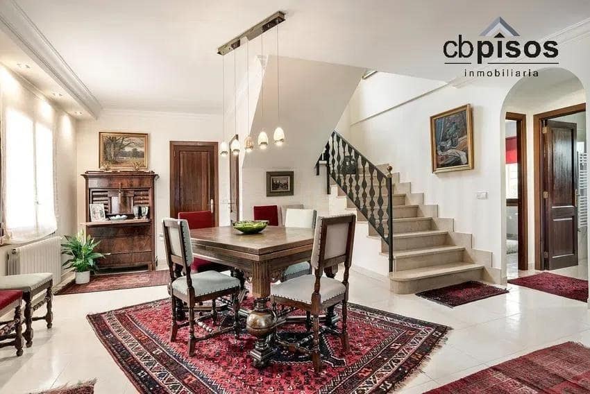 4 quarto Moradia para venda em Puntiro com piscina garagem - 1 750 000 € (Ref: 9674423)