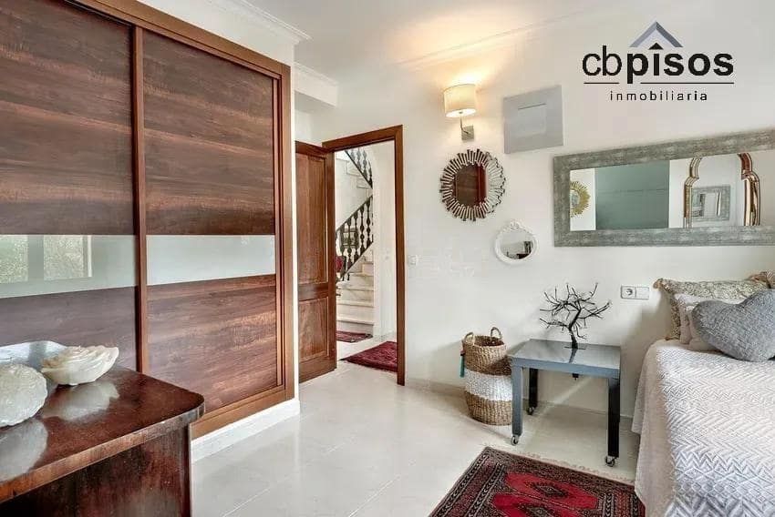 4 quarto Moradia para venda em Puntiro com piscina garagem - 1 750 000 € (Ref: 9674423)