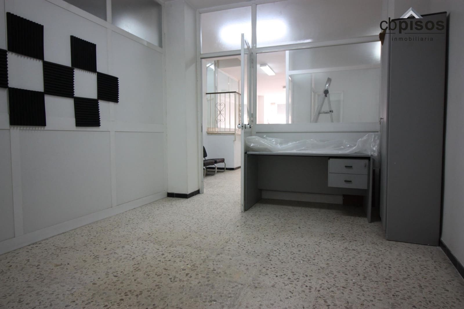 Commercial for sale in Palma de Mallorca - € 360,000 (Ref: 9690930)