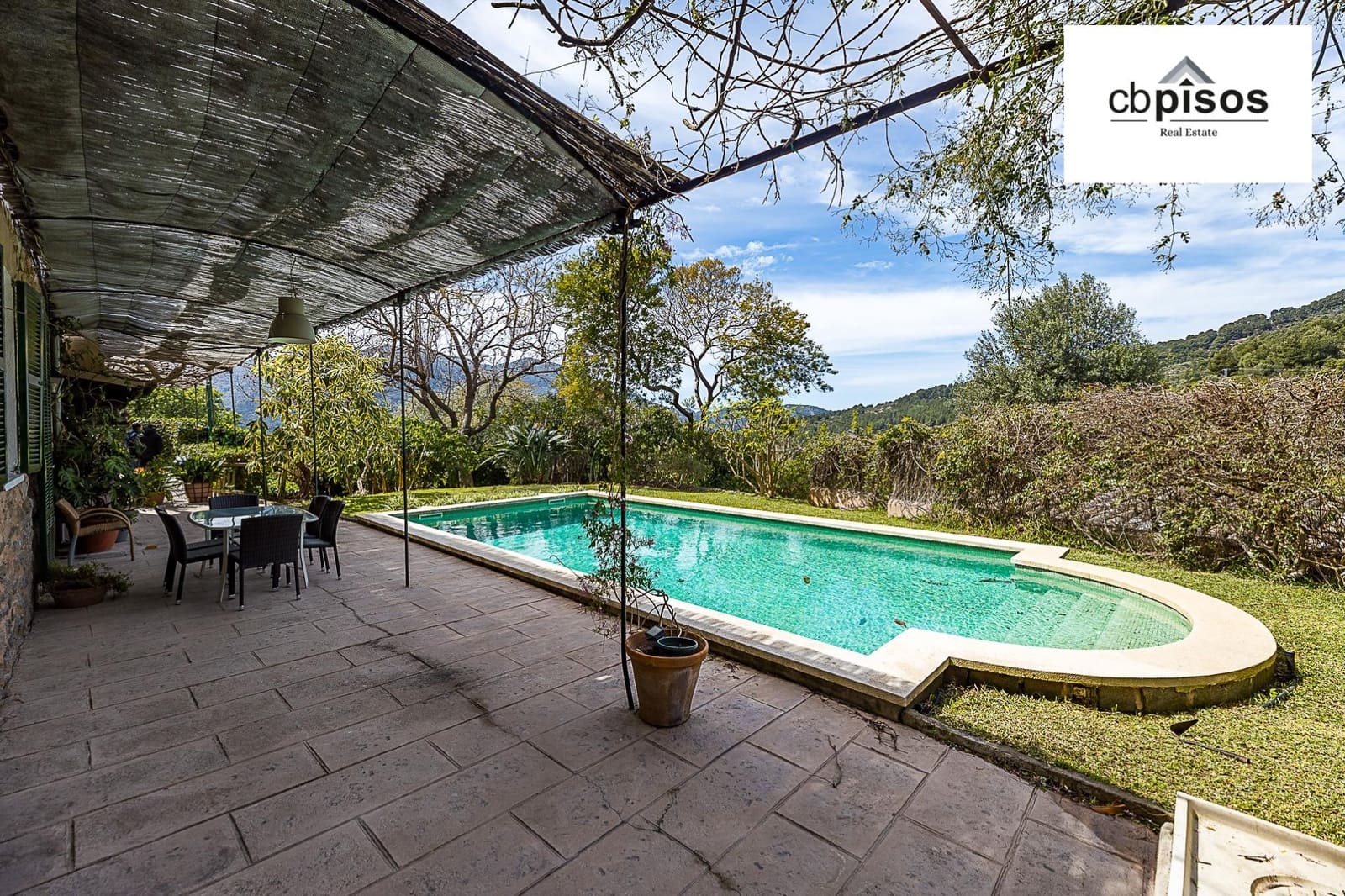 10 soveværelse Finca/Landehus til salg i Fornalutx med swimmingpool garage - € 5.000.000 (Ref: 9752165)