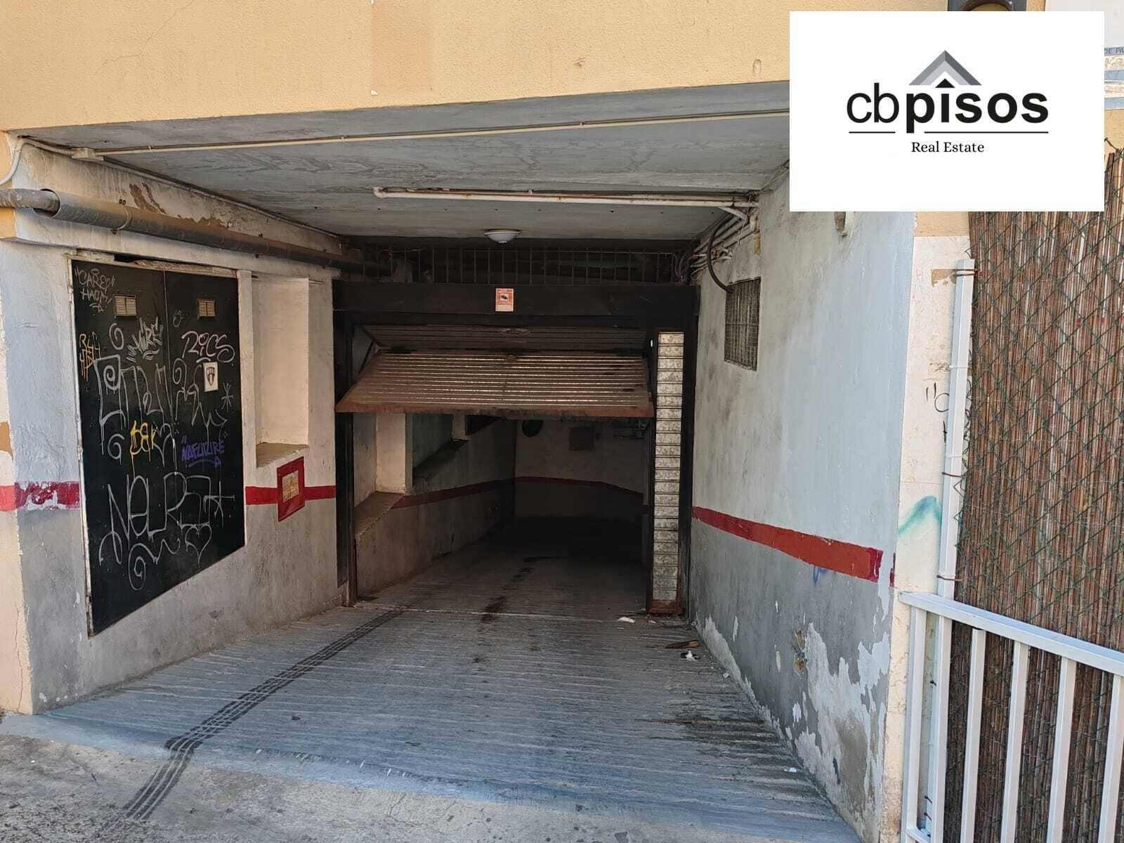 Garage for sale in Palma de Mallorca - € 30,000 (Ref: 9785053)