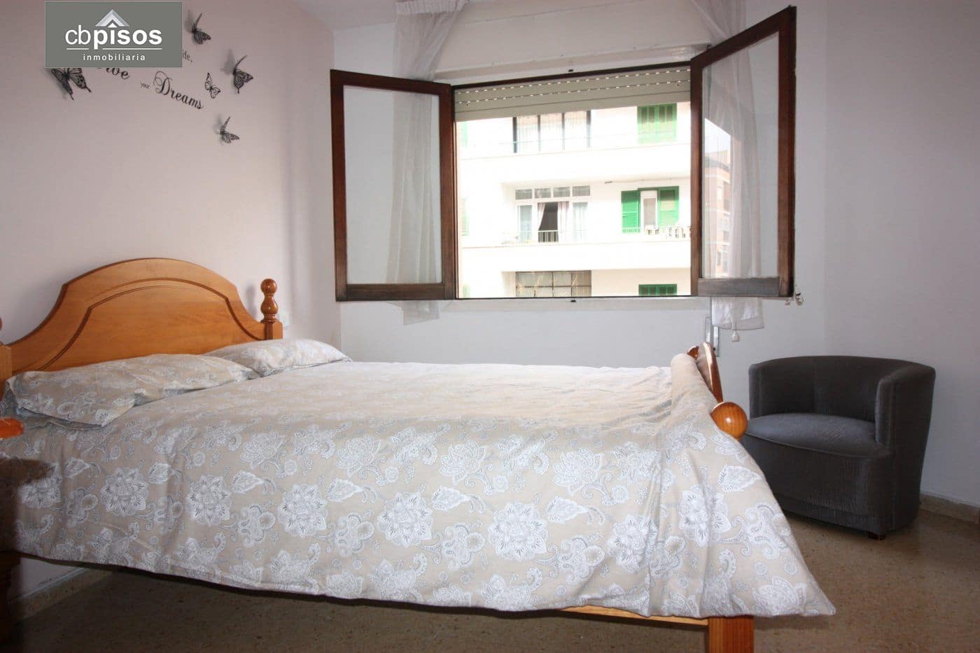 3 slaapkamer Flat te huur in Palma de Mallorca - € 1.200 (Ref: 9797245)