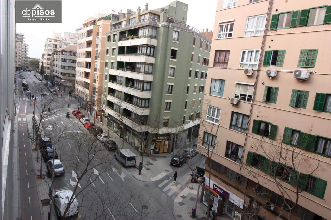 3 slaapkamer Flat te huur in Palma de Mallorca - € 1.200 (Ref: 9797245)