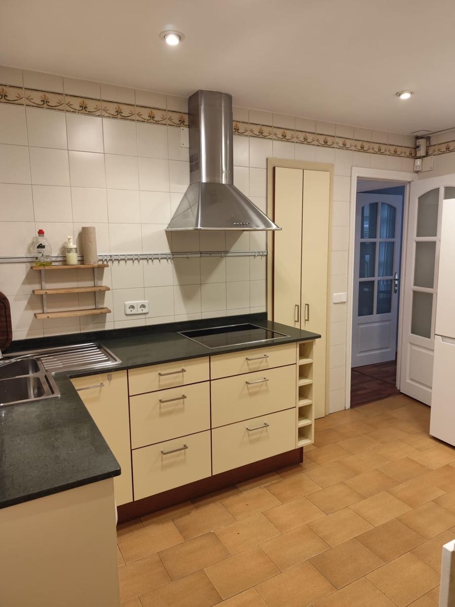 3 soveværelse Lejlighed til leje i Palma de Mallorca med garage - € 1.800 (Ref: 10037541)