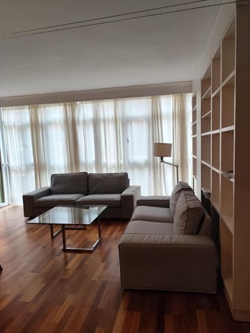3 slaapkamer Flat te huur in Palma de Mallorca met garage - € 1.800 (Ref: 10037541)
