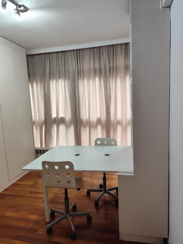 3 slaapkamer Flat te huur in Palma de Mallorca met garage - € 1.800 (Ref: 10037541)