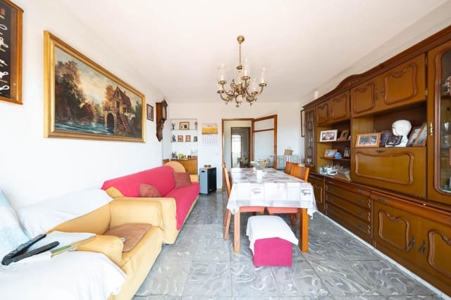 2 bedroom Flat for sale in Palma de Mallorca - € 214,000 (Ref: 10041254)