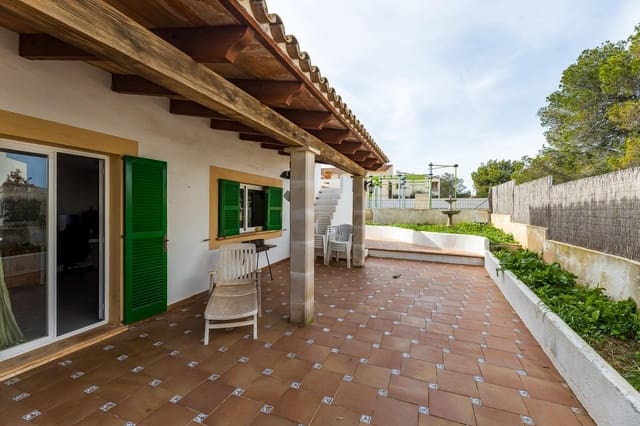 3 makuuhuone Huvila myytävänä paikassa Colonia de Sant Pere / Colonia de San Pedro, Artà mukana 
autotalli - 590 000 € (Ref: 8827572)