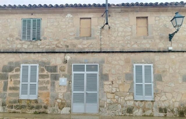 4 soveværelse Villa til salg i Sant Joan med garage - € 320.000 (Ref: 8917879)