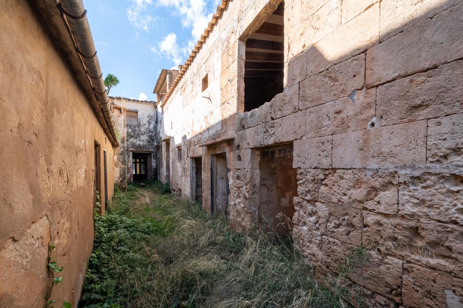 5 slaapkamer Villa te koop in Campos met garage - € 559.500 (Ref: 9335163)