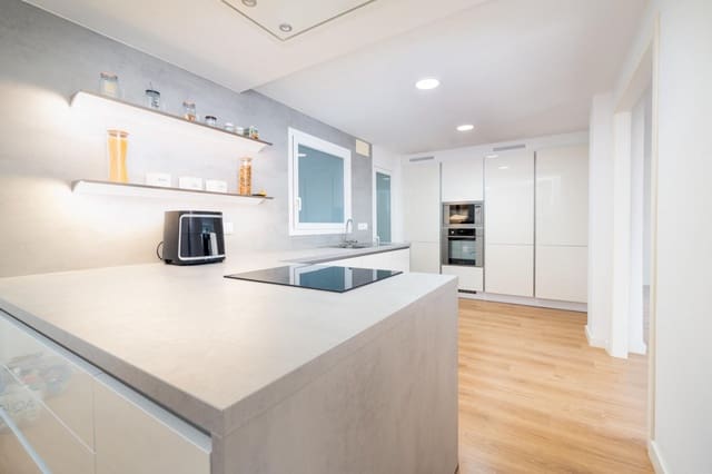 4 quarto Apartamento para venda em Centro, Palma de Mallorca com garagem - 799 500 € (Ref: 9349384)