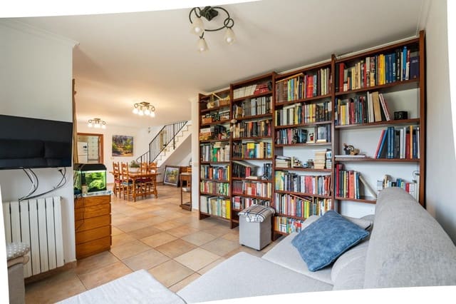 4 sypialnia Willa na sprzedaż w Llucmajor z garażem - 695 000 € (Ref: 9414268)