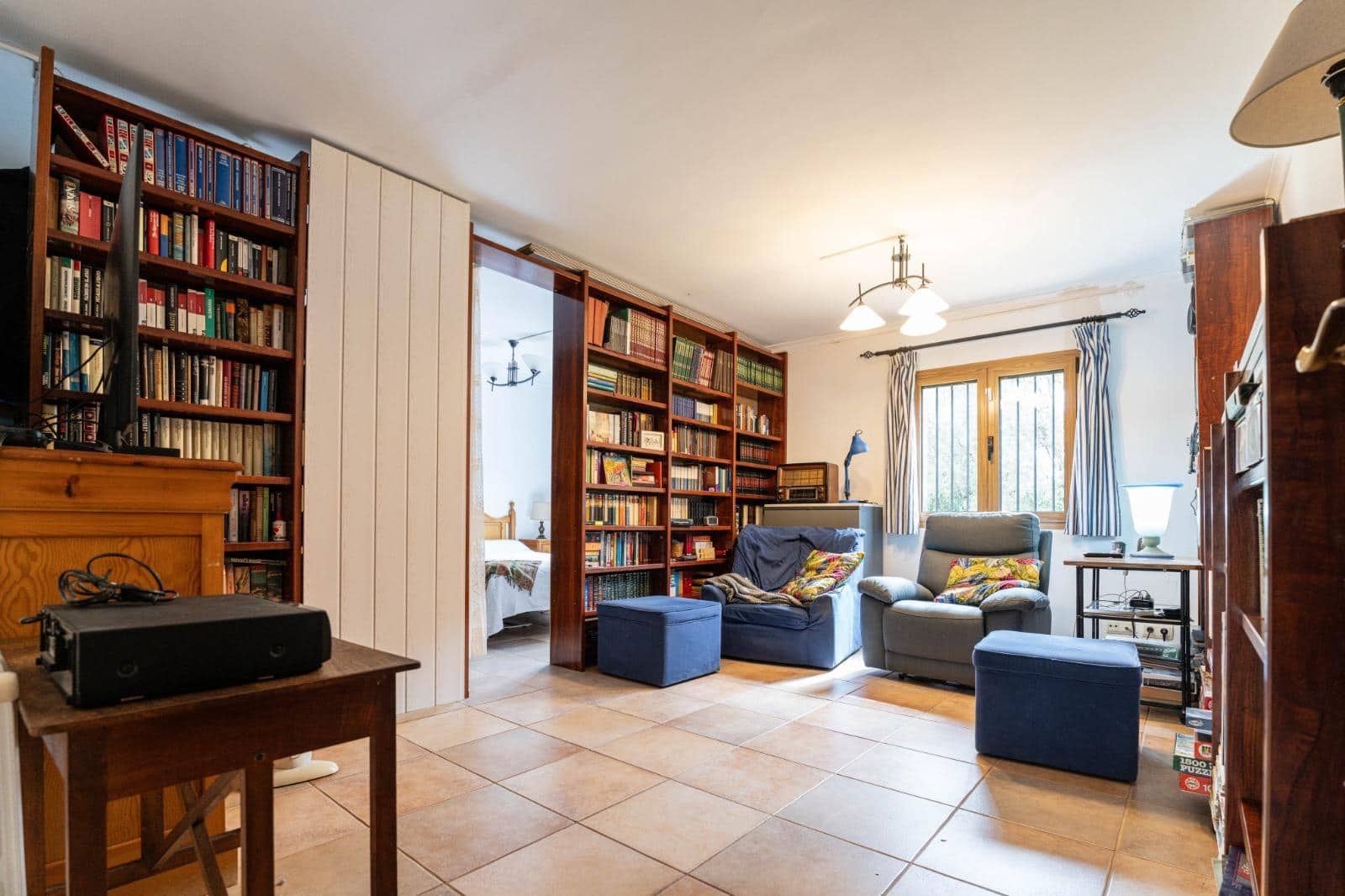 4 bedroom Villa for sale in Llucmajor with garage - € 695,000 (Ref: 9414268)