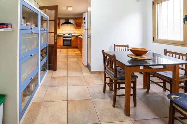 4 chambre Villa/Maison à vendre à Llucmajor avec garage - 695 000 € (Ref: 9414268)