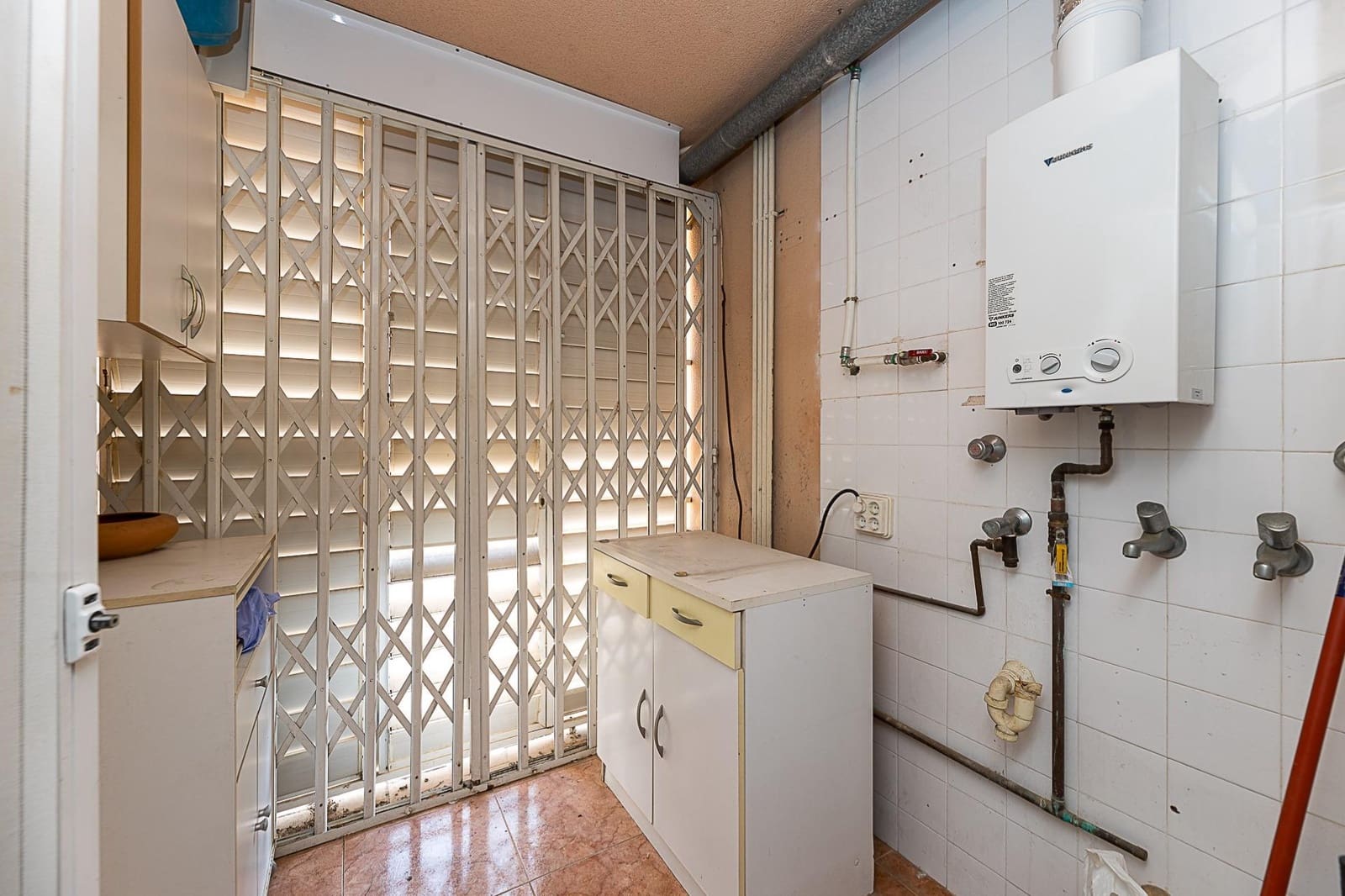 3 bedroom Flat for sale in Palma de Mallorca - € 390,000 (Ref: 9446594)